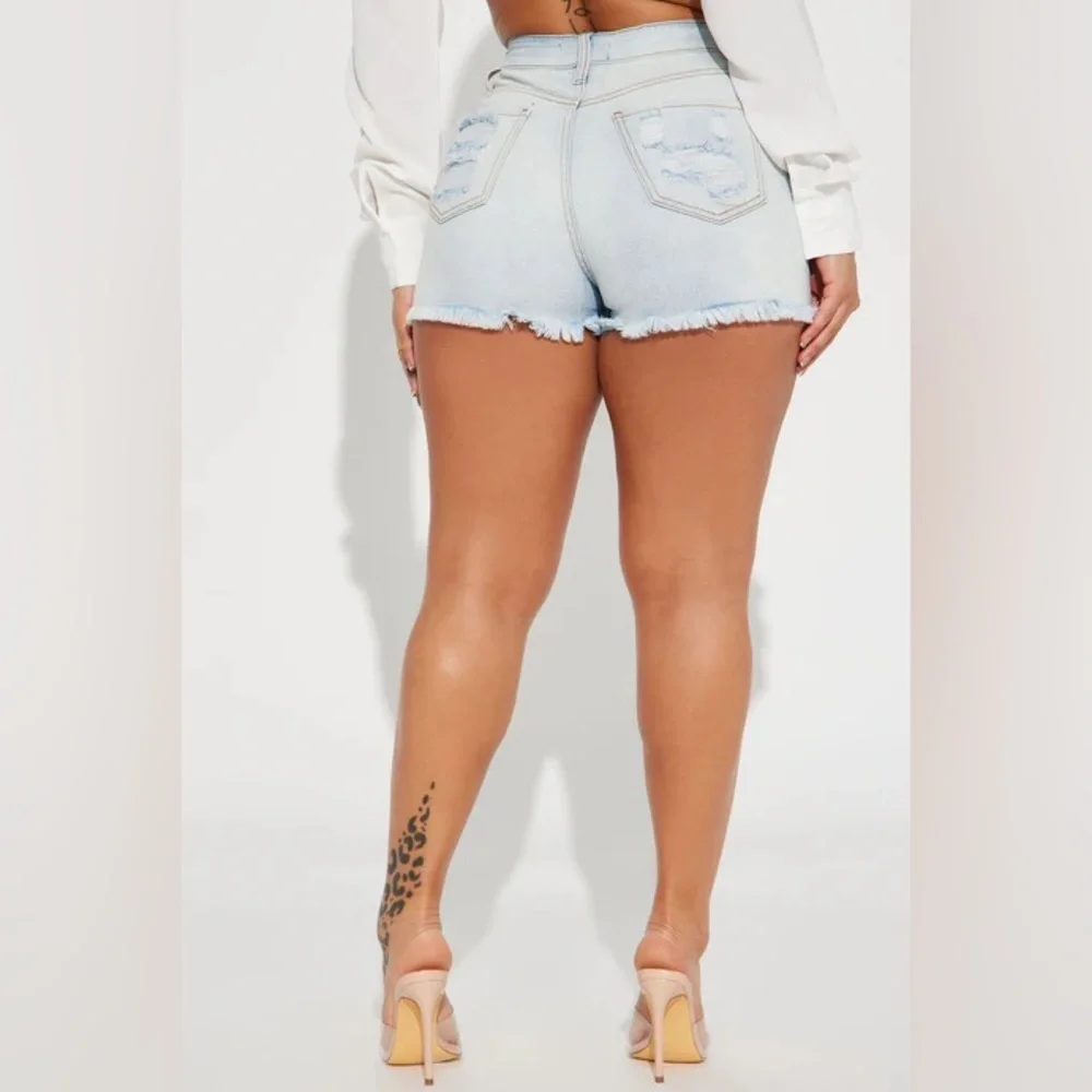 Fashion Nova Light Wash Jean Shorts